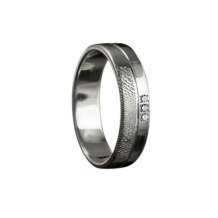 Elegante zilveren vingerafdrukring met 3 stenen
