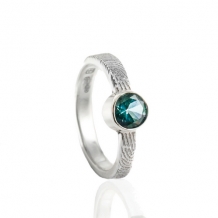 Zilveren vingerafdruk ring  met regenboog topaas 6mm