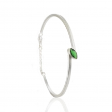 Zilveren as armband met smaragd
