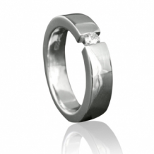 Asring met zirkonia steen zilver
