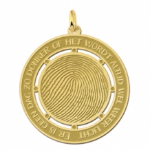 Gouden vingerafdruk sieraad rond met eigen tekst Names4ever
