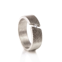 Zilveren design afdrukring met gleuf en steen D419