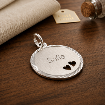 Gediamanteerde hanger rond met hartjes