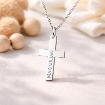 Gepersonaliseerd Kruisje Zilver – Uniek Communiegeschenk sfeerbeeld