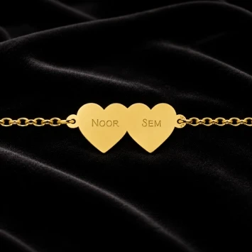 Gouden armband met twee hartjes Names4ever