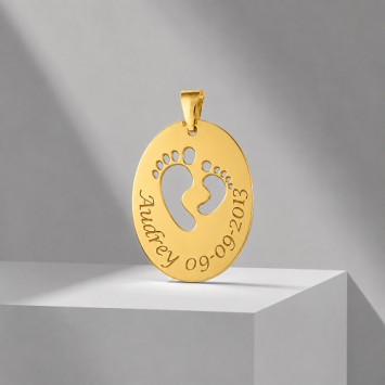 Gouden geboorte hanger voetjes Names4ever