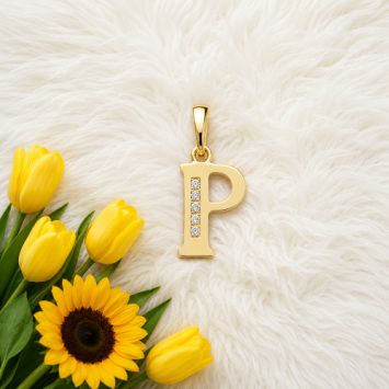 Gouden hanger letter zirkonia