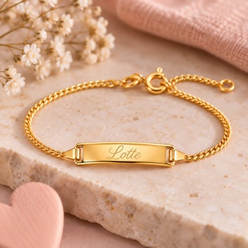 Gouden armbandje met graveerplaat