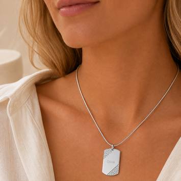 ID Stone Slant hanger met siersteentjes en gravure