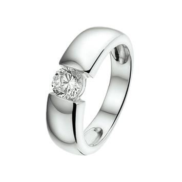 Zilveren ring met 5mm zirkonia